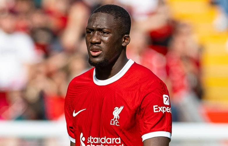 Lộ diện cầu thủ ‘rủ rê’ Konate gia nhập Real Madrid