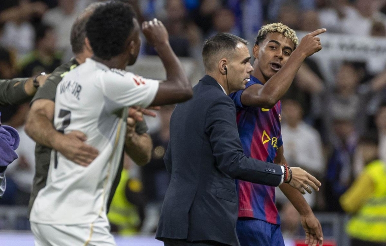 Tập trung đá bóng đi Lamine Yamal!