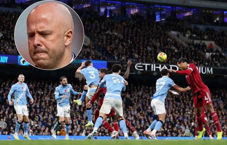 Arne Slot nói thẳng về bàn thắng bị hủy của Van Dijk