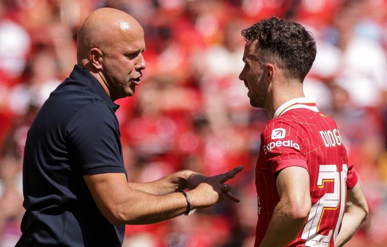 Slot: 'Liverpool sa sút không phải vì Diogo Jota'