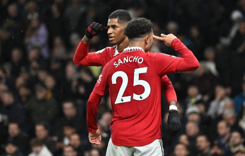 'Cừu đen' của MU có thể quay lại đội bóng cũ