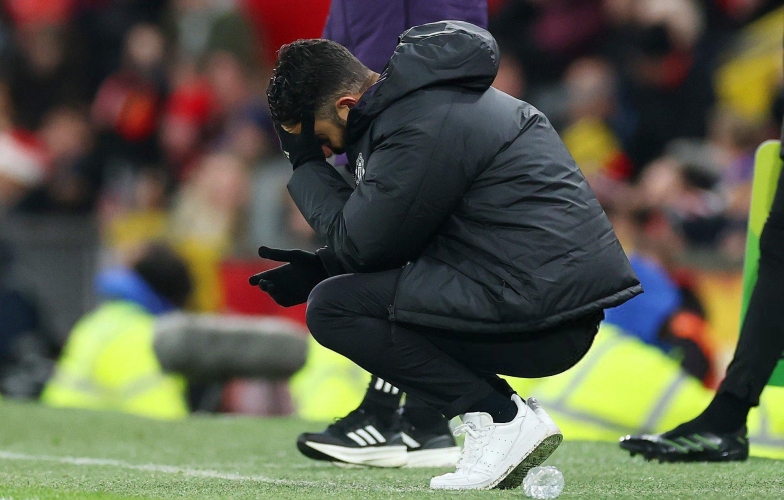 Ruben Amorim: 'MU không biết phải đá thế nào khi đối thủ còn 10 người'