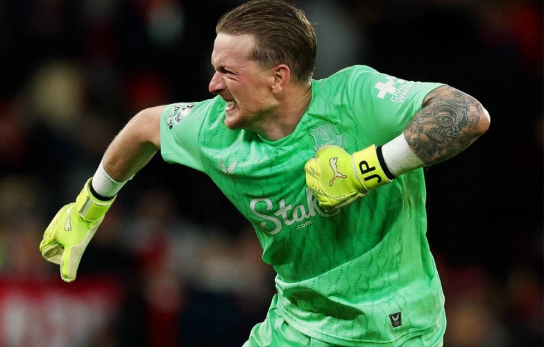 Jordan Pickford và màn trình diễn 'hóa thánh' khiến MU ôm hận
