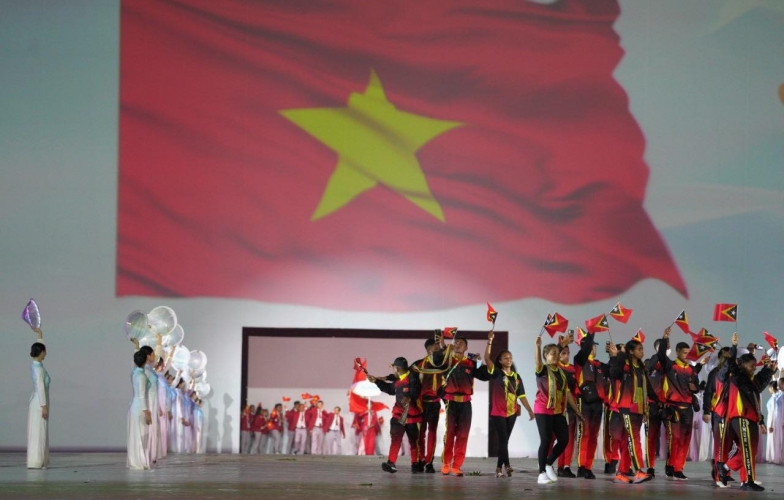 Truyền thông quốc tế ‘trầm trồ thán phục’ trước Lễ khai mạc SEA Games 31