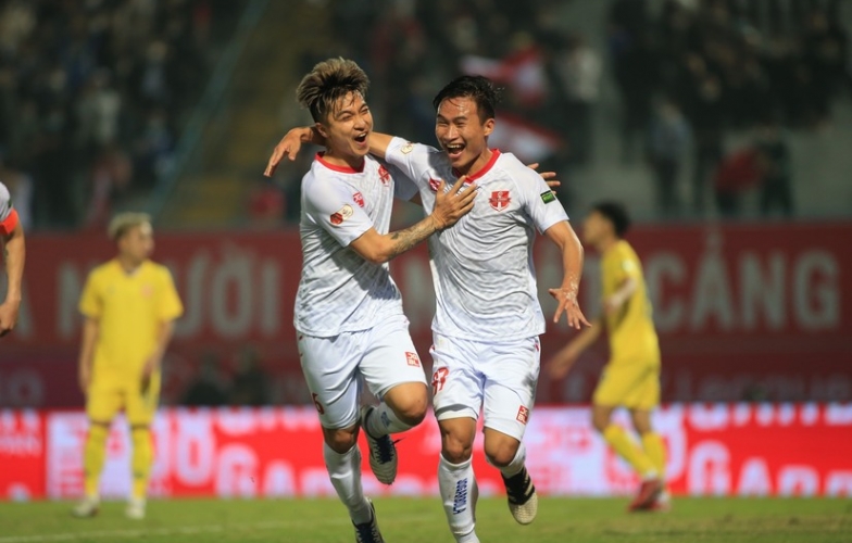 Đại thắng trong trận 'thủy chiến', Hải Phòng FC tiếp tục dẫn đầu V-League 2022