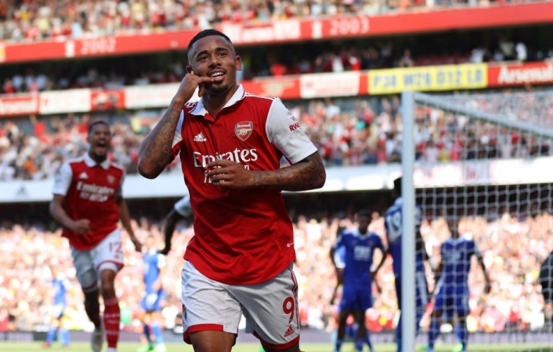 Gabriel Jesus chào sân mỹ mãn, Arsenal nối dài mạch thăng hoa