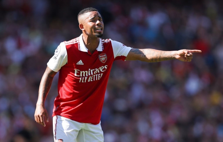 HLV Arsenal: 'Ghi hai bàn hai kiến tạo nhưng Gabriel Jesus vẫn không vui'