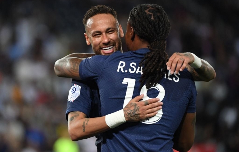 Neymar làm lu mờ Mbappe, PSG thắng hủy diệt trận thứ hai liên tiếp