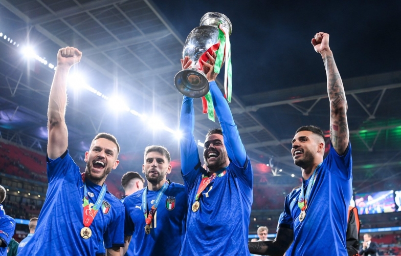 Italia vô địch EURO 2021: “Football is coming to Rome”