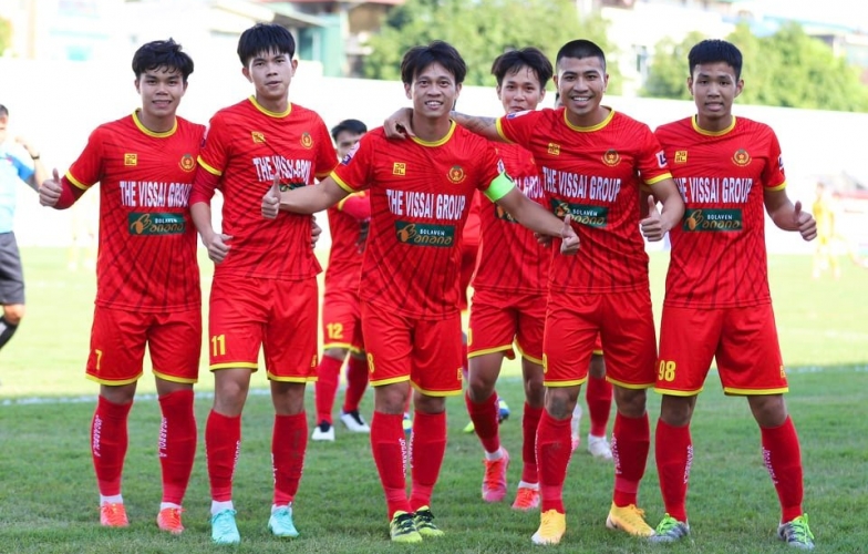 Quyết tâm lên hạng, đội bóng hạng Nhất tập huấn cùng HAGL