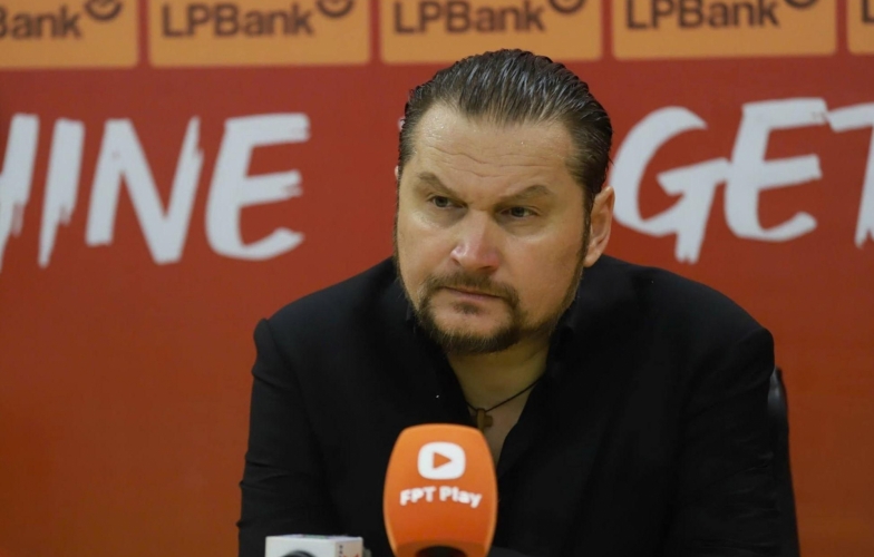 HLV Popov: 'Đáng ra Viettel phải ghi 4 bàn trong hiệp 1'