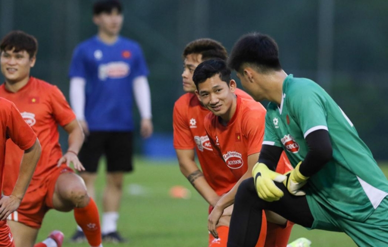 Hai Long: 'ĐT Việt Nam quyết tâm giành 3 điểm trước Malaysia'