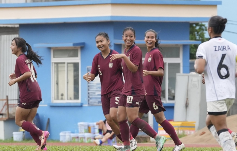 Thái Lan thắng đậm 6-1 Indonesia ngày ra quân