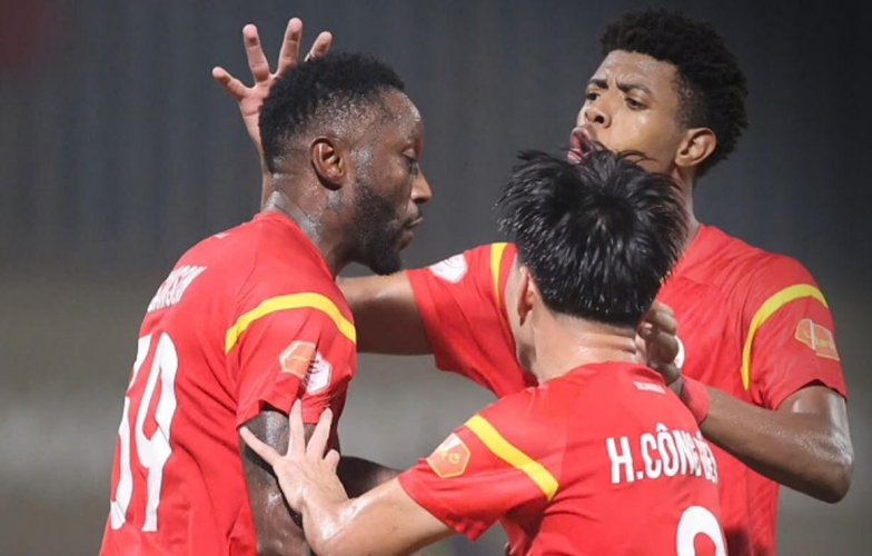 Rượt đuổi nghẹt thở, SHB Đà Nẵng vẫn chưa biết thắng ở V-League 2025/26