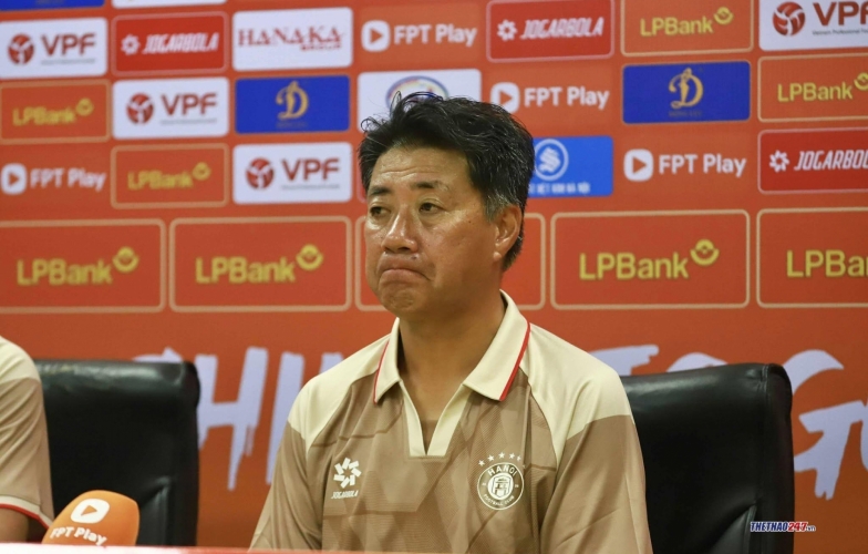 Hà Nội vẫn chưa thắng, tân HLV Hà Nội FC bất ngờ nhắc tới ông Makoto Teguramori
