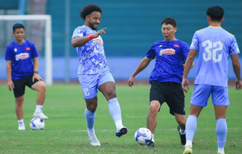 ĐT Việt Nam vắng 1 loạt cầu thủ ở buổi tập đầu tiên