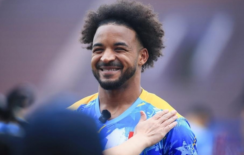 Video: Những khoảnh khắc đầu tiên của Xuân Son ngày tái xuất ĐT Việt Nam