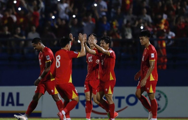 ĐT Việt Nam nhận tin kém vui trên BXH FIFA