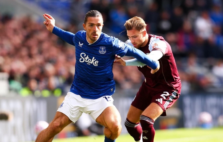 Thi đấu bế tắc, Aston Villa rơi xuống nhóm cầm đèn đỏ