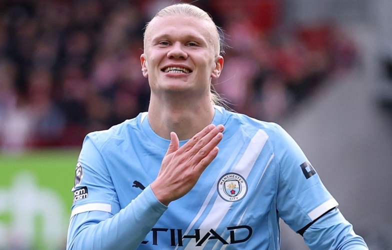 Erling Haaland ngồi 'chung mâm' với 2 huyền thoại