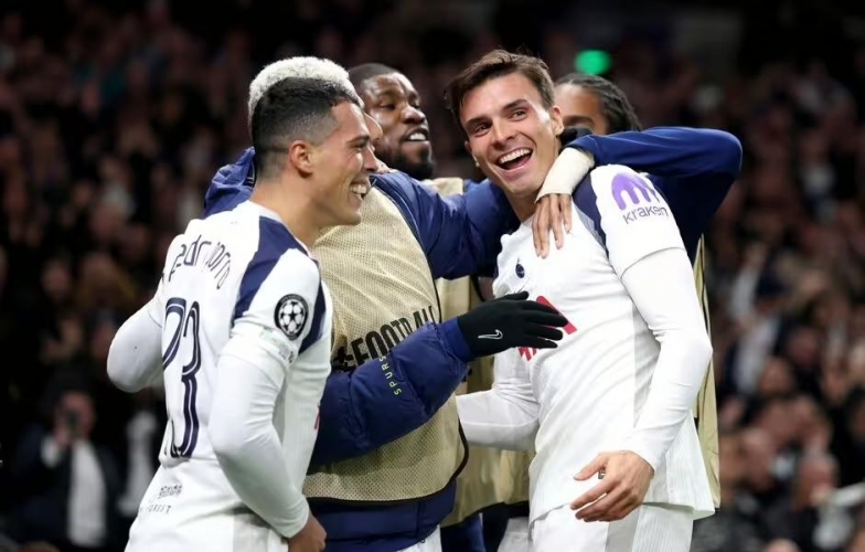 Tottenham nhận cú hích lớn từ trụ cột trước trận đấu với Arsenal
