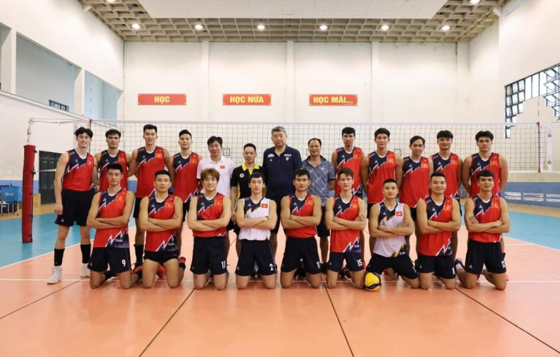 ĐTVN trước thềm SEA Games: Chốt 16 gương mặt ưu tú, Thanh Thuận trở về