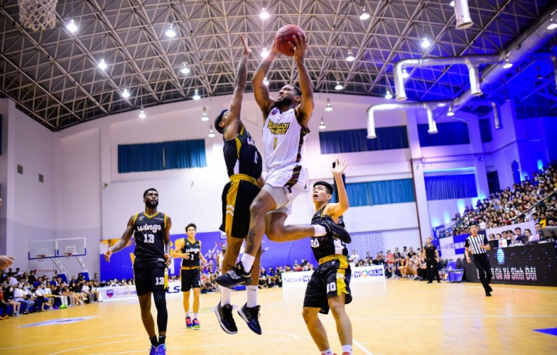 Derby TP. Hồ Chí Minh: Saigon Heat 'hạ đẹp' Ho Chi Minh City Wings