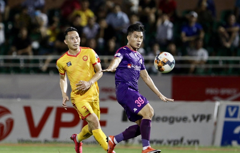 Thắng đậm Sài Gòn, CLB Thanh Hóa thoát nhóm cuối BXH V-League