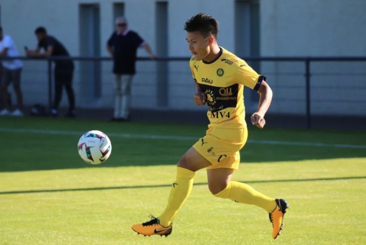 AFC vinh danh Quang Hải và sao trẻ MU trước mùa giải châu Âu