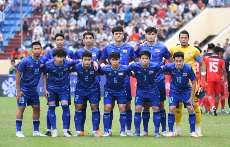 Lọt vào chung kết, CĐV Thái Lan vẫn 'trút giận không thương tiếc' lên đội nhà