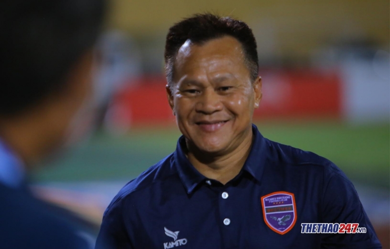 VIDEO: Phó tướng HLV Park Hang Seo 'nếm quả ngọt' tại V-League