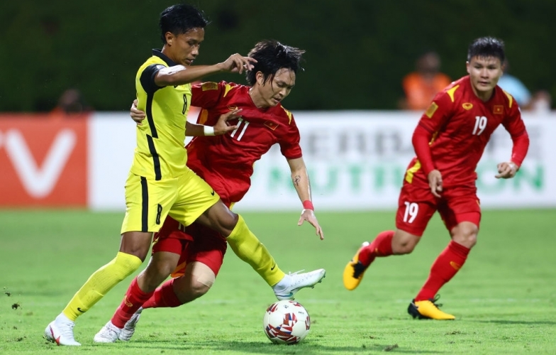 'Bại tướng của Việt Nam' bị điều tra sau thất bại ở AFF Cup
