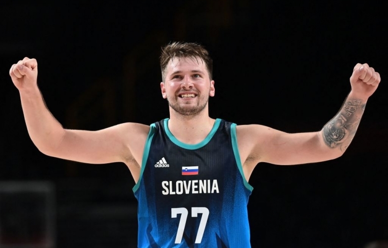 Siêu sao tỏa sáng, Slovenia thắng áp đảo Argentina