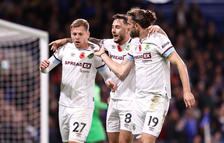 Phung phí cơ hội, Chelsea hòa thất vọng ngay tại Stamford Bridge