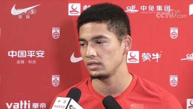 Cầu thủ nhập tịch Trung Quốc tự tin đánh bại ĐT Việt Nam
