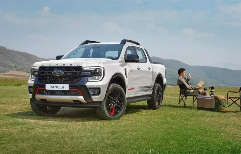 Ford Ranger tiếp tục thống trị phân khúc bán tải, Mitsubishi Triton bất ngờ vượt mặt Hilux