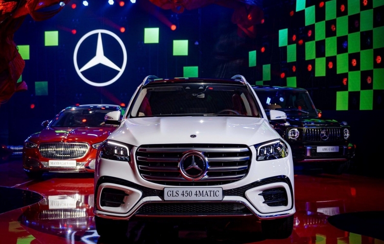 Mercedes-Benz GLS 450 2025 cập bến Việt Nam: Nâng cấp công nghệ, giá 5,689 tỷ đồng đấu BMW X7