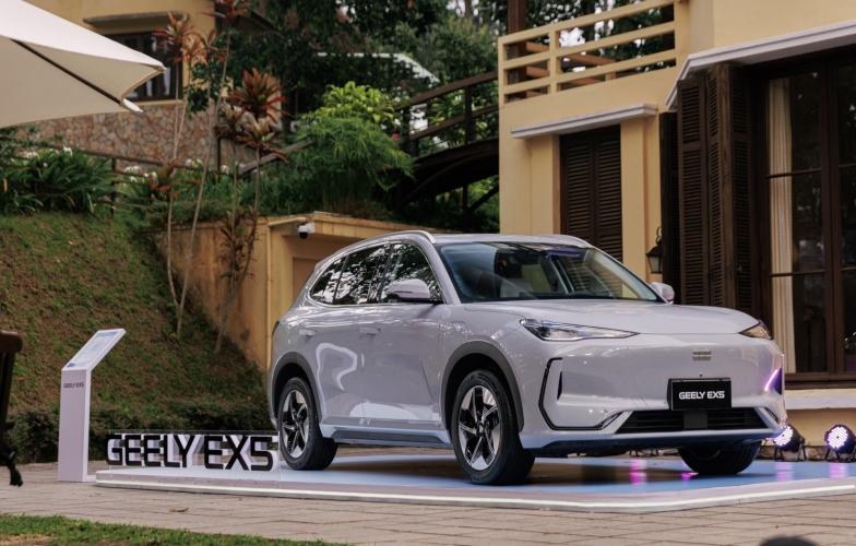 Chi tiết xe điện Geely EX5 vừa ra mắt tại Việt Nam: Giá từ 839 triệu đồng, chạy tối đa 495 km/sạc