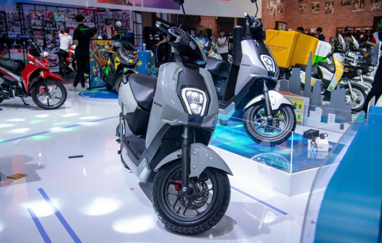 Honda Việt Nam triển khai chính sách bán pin xe máy điện ICON e: từ 15/8