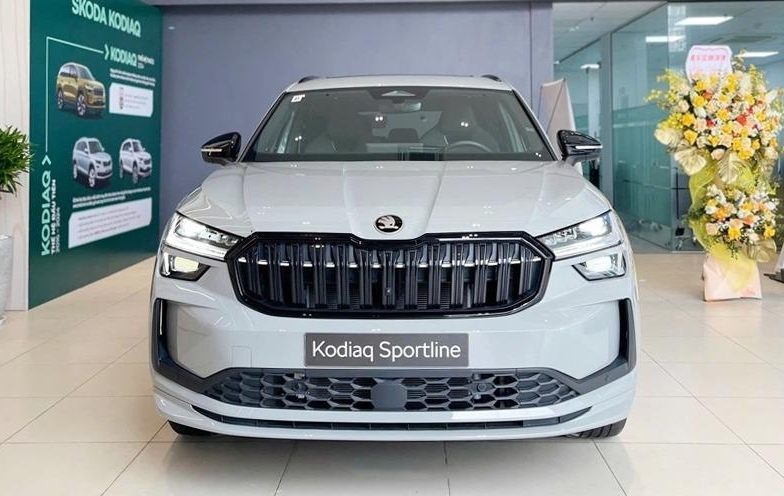 Skoda Kodiaq điều chỉnh giá: Cao nhất gần 1,5 tỷ đồng, bản tiêu chuẩn vẫn nhận ưu đãi 81 triệu đồng phí lăn bánh