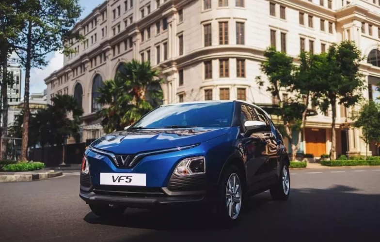VinFast VF 5 tăng trưởng doanh số bất chấp tháng Ngâu, bỏ xa các đối thủ cùng phân khúc