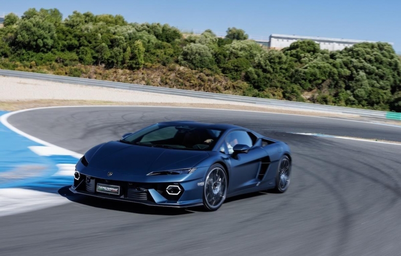 Siêu xe hybrid Lamborghini Temerario nhận đặt hàng tại Việt Nam, giá khởi điểm gần 19,6 tỷ đồng