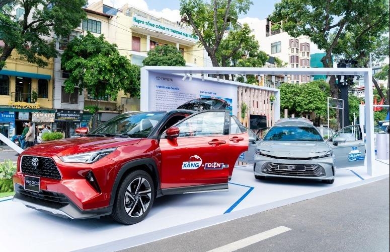 Toyota Việt Nam tung ưu đãi lớn cho loạt xe hybrid dịp cuối năm