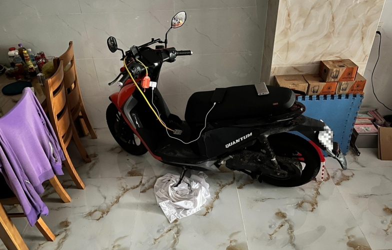 Tính năng 'ẩn' của chiếc xe máy điện này giúp 1 gia đình vượt qua 4 ngày mất điện tại Nha Trang