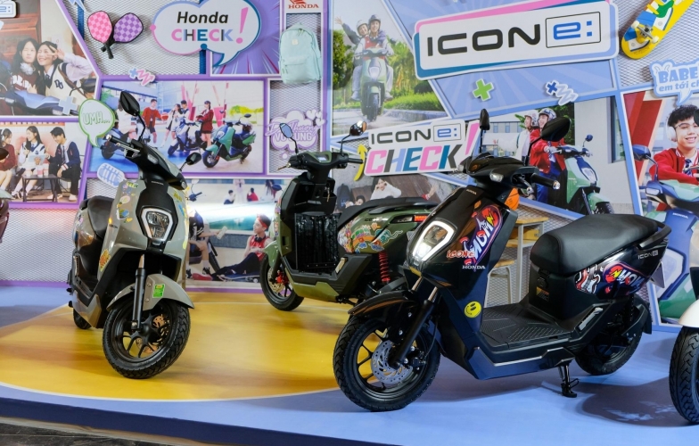 Thị trường xe máy điện sôi động dịp cận Tết với loạt ưu đãi 'khủng', khách Việt hưởng lợi lớn