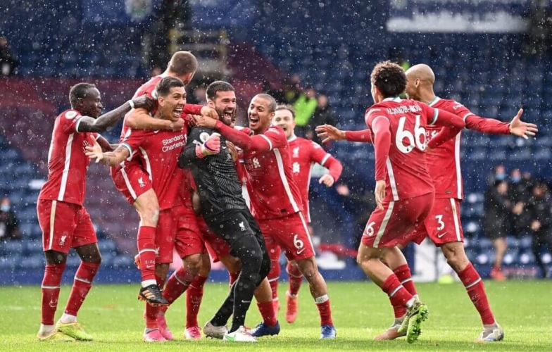 Nếu thắng Newcastle, Liverpool sẽ đạt danh hiệu số một nước Anh