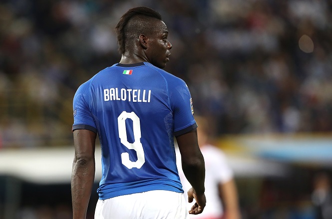 'Ngựa chứng' Balotelli tái ngộ với thầy cũ, sẵn sàng đối đầu Ronaldo?