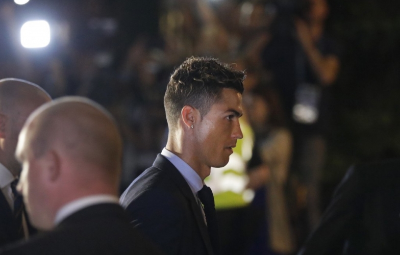 Chuyển nhượng MU 15/8: 'Tống khứ' Ronaldo, De Jong chốt bến đỗ đầy bất ngờ