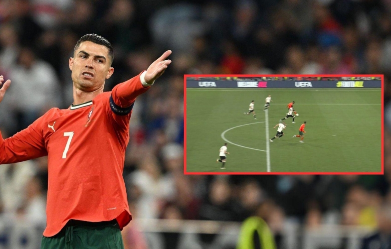 Tại sao bàn thắng của Ronaldo không việt vị?