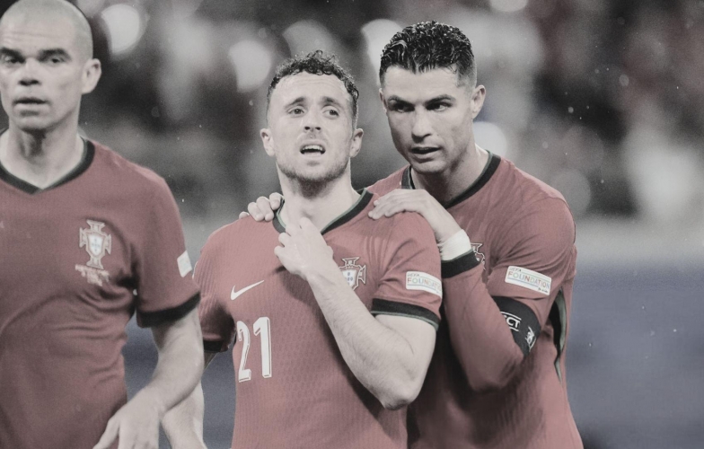 Ronaldo hủy nghỉ hè để tưởng nhớ Diogo Jota